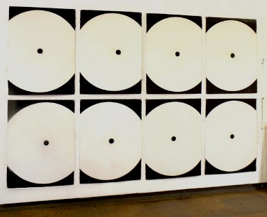 Circle + dot, 8 x 56 x76, 2002
